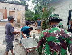 Personil Satgas TMMD Ke-124 Kodim 0320 Beri Harapan Baru, Perbaiki RTLH Untuk Warga Bukit Kayu Kapur