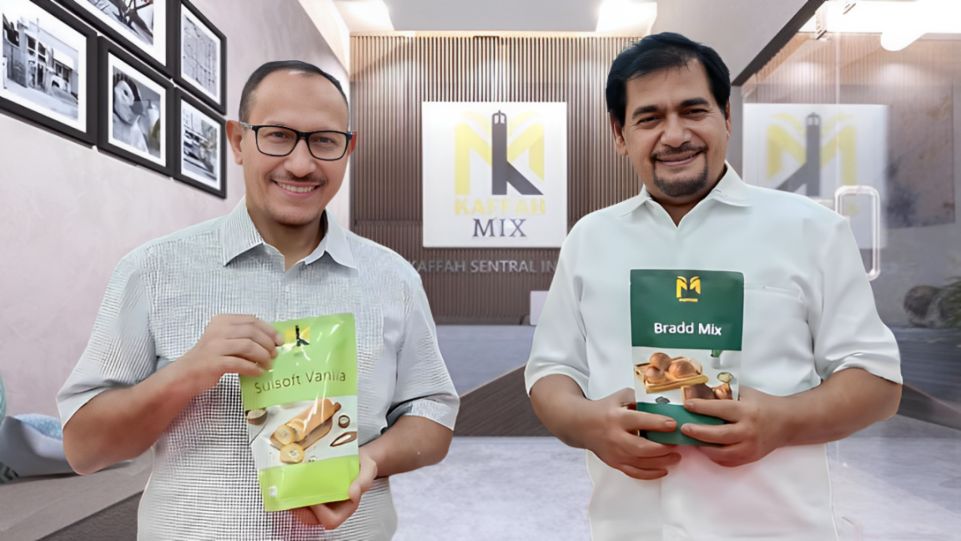 Kedua pemilik sekaligus pimpinan PT Kaffah Sentral Indonesia, Direktur Utama Ali (kiri) dan Direktur Pemasaran Taufik Mokhtar (kanan). (Dok. Istimewa)