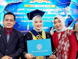 Izzaty Fathiya Wisudawati Cumlaude di Universitas Negeri UPN Yogyakarta