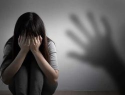 Tangis Elly: Perjuangan Seorang Ibu Mencari Keadilan untuk Putrinya