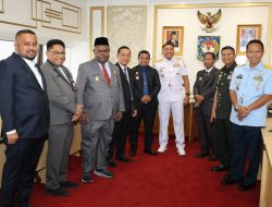 Mendagri Doakan Danlantamal X Jayapura Naik Pangkat saat Lantik Pj Gubernur Papua