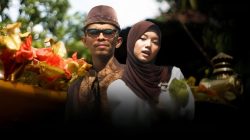 Hengki MT feat Gita Afriyasna rilis lagu Minang terbaru Arak Bako. (Dok. Istimewa)