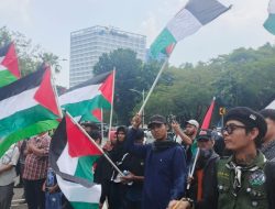 Ratusan Aktivis Gelar Aksi di Kedubes AS, Tolak Solusi Dua Negara dan Kutuk Genosida Gaza