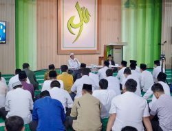 Lewat Pengajian Bulanan, Menteri Nusron Ajak Jajaran Meraih Berkah dan Menambah Ilmu Agama