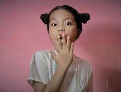 Cinta Budaya Sunda, Aisha Kamila Rilis Album “Sosobatan”