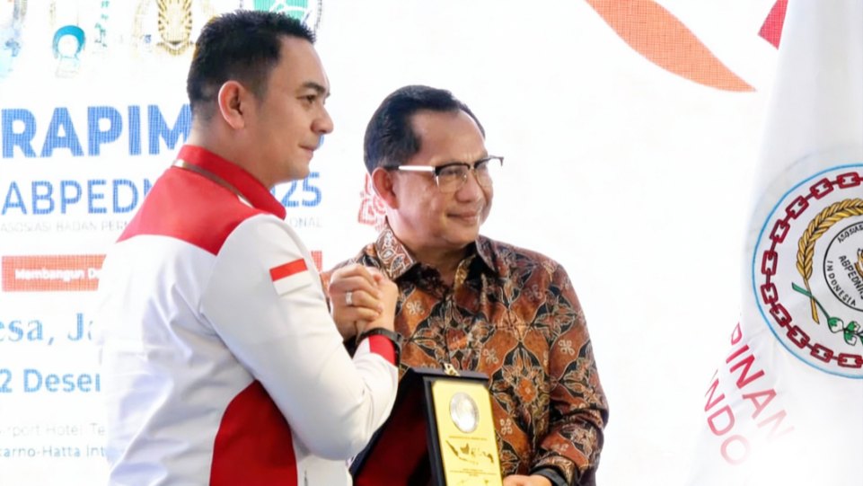 Suasana acara Pengukuhan DPP ABPEDNAS 2025–2031. (Dok. Istimewa)