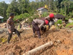 Pencarian Korban Longsor Taput Diperkuat Anjing Pelacak K9 Polda Sumut