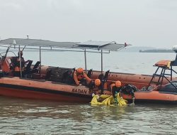 TNI AL Lanal Tbk bersama Unsur SAR, Berhasil Menemukan Korban Laka Laut di Hari ke-3 Pasca Operasi SAR