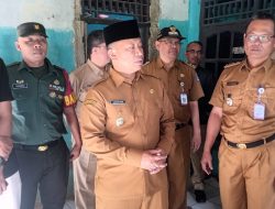 Babinsa Kelurahan Cimpaun Dampingi Wali Kota Depok Tinjau Rumah Tidak Layak Huni