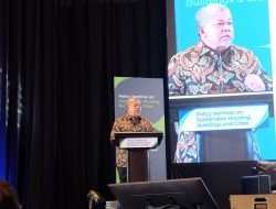 Wamen PKP Fahri Hamzah Berbicara Dalam OECD Policy Seminar on Sustainable Housing, Building and Cities