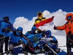 Empat Dekade Berlalu, Elpala SMA 68 Jakarta Menjejak Atap Dunia