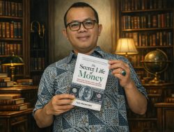 UANG: TUHAN BERWUJUD BENDA