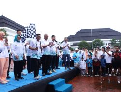 Ribuan Warga Banten Meriahkan Jalan Sehat HPN 2026, Antusias Sambut Kedatangan Presiden Esok