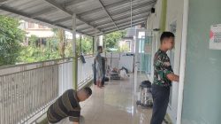 Satgas TMMD Gelar Karya Bakti Bersihkan Mushala Ar Rahman