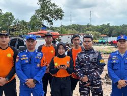 Sinergi TNI AL Bersama Tim SAR Gerak Cepat Evakuasi Korban di Barelang