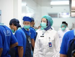 Kunjungi Pesantren Nurul Islam, BGN Pastikan MBG Ramadan Tepat Sasaran