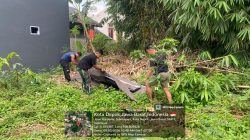 TMMD Depok Gelar Kerja Bakti Bersihkan Lingkungan di Tirtajaya