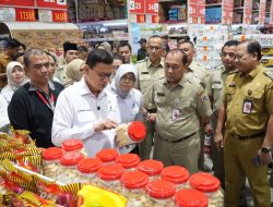 Pemprov DKI dan BPOM Sidak Pangan di Lottemart Ciracas Jelang Idulfitri