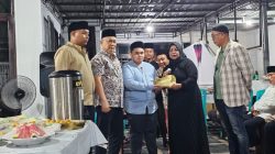 PWI Pusat Serahkan Uang Duka kepada Keluarga Almarhum Zulmansyah Sekedang