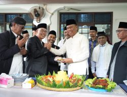 Munjirin Letakkan Batu Pertama Renovasi Masjid Jami Al Ikhlas di Ciracas