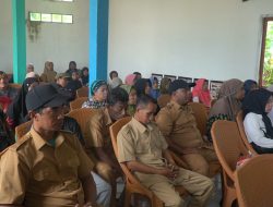 Ibu-Ibu dan Bapak-Bapak Desa Polewali Antusias Ikuti Penyuluhan Kesehatan dan Pencegahan Stunting