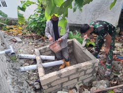 Satgas TMMD Ke-129 Bangun sepiteng MCK Masjid Quba Desa Umbele