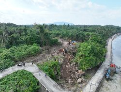 Pembukaan Jalan TMMD Ke-129 Kodim 1311/Morowali Tembus Perkampungan Kepulauan Umbele