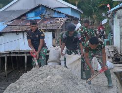 Satgas TMMD Ke-129 Angkut Material Pasir untuk Pembangunan Rabat Beton di Desa Polewali