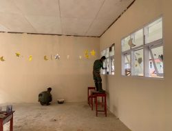 Satgas TMMD Ke-129 Laksanakan Pengecatan Ruang Kelas SD Negeri Polewali