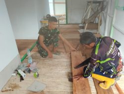 Pemasangan Lantai Tandai Kemajuan Renovasi RTLH Milik Bapak Nardianto di Desa Polewali