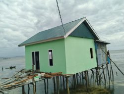 Kebersamaan TNI, Polri, dan Warga Percepat Renovasi RTLH Milik Ibu Syamsiah