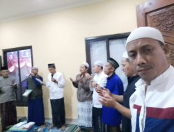 Majlis Taklim Kelapa Tiga Gelar Rawi Maulid Ad-Diba di Mushola Ar-Rohmaan