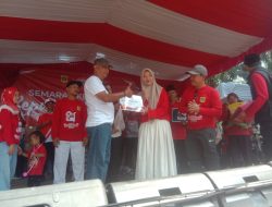 Semarak HUT RI ke-81 di Desa Bantarjaya: Jalan Sehat, Penghargaan, dan Santunan dan yatim