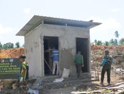 Semangat Gotong Royong Warnai Pembangunan MCK Masjid di Desa Polewali