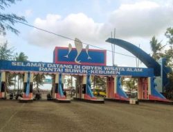 Pantai Suwuk Kebumen Tawarkan Pesona Ombak Samudra Hindia dan Kuliner Tradisional dengan Tiket Terjangkau