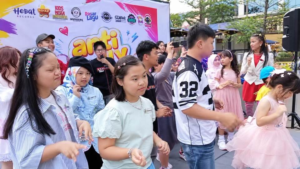 Antibully Jakarta Festival jadikan musik sebagai jembatan kesetaraan bagi anak berkebutuhan khusus dan anak tipikal. (Dok. Istimewa)