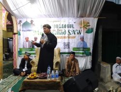 Mushola AR-Rohmaan Bergemuruh Shalawat, Warga Kelapa Tiga Rayakan Maulid Nabi dengan Penuh Khidmat
